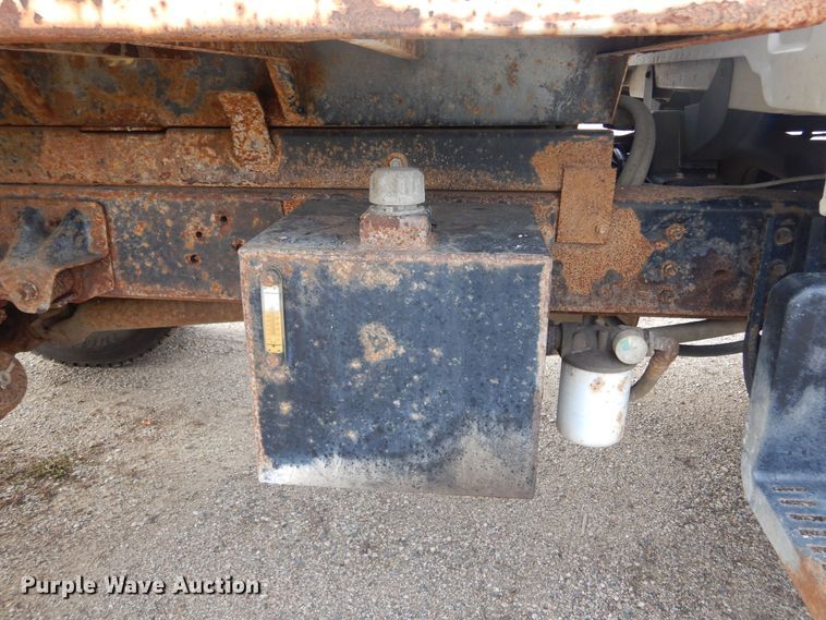 image for item KA9548 2000 GMC C7500  dump truck