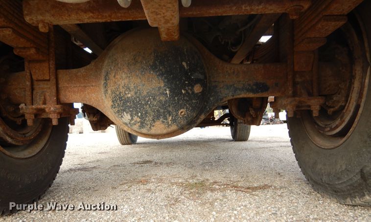 image for item KA9548 2000 GMC C7500  dump truck