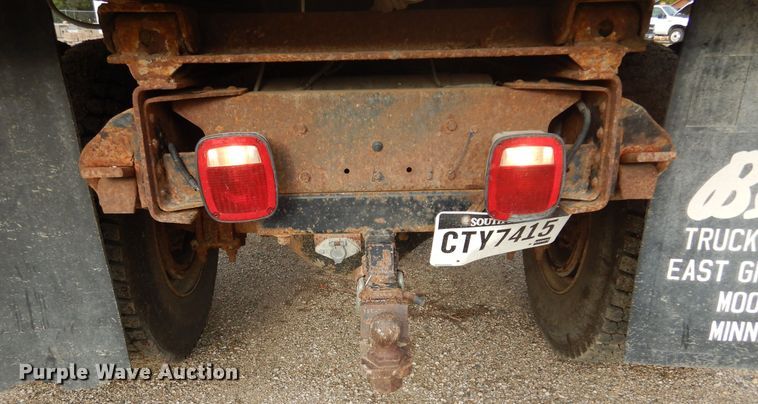 image for item KA9548 2000 GMC C7500  dump truck