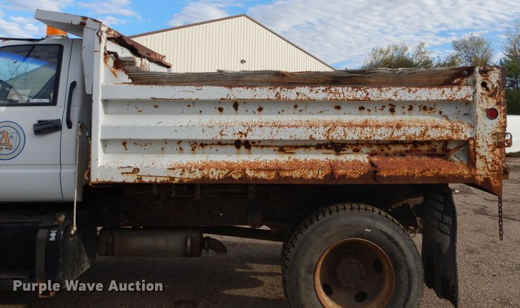 image for item KA9548 2000 GMC C7500  dump truck