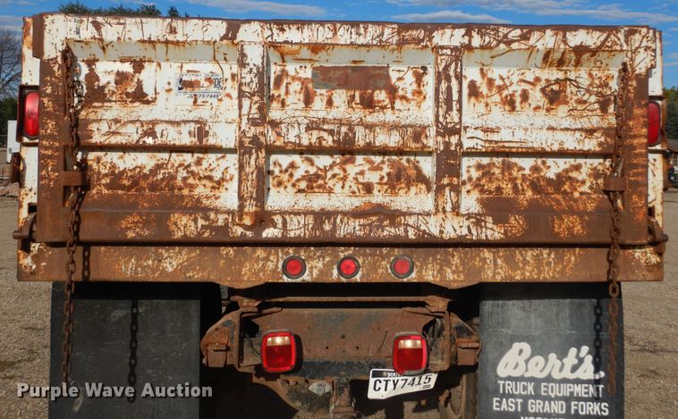 image for item KA9548 2000 GMC C7500  dump truck