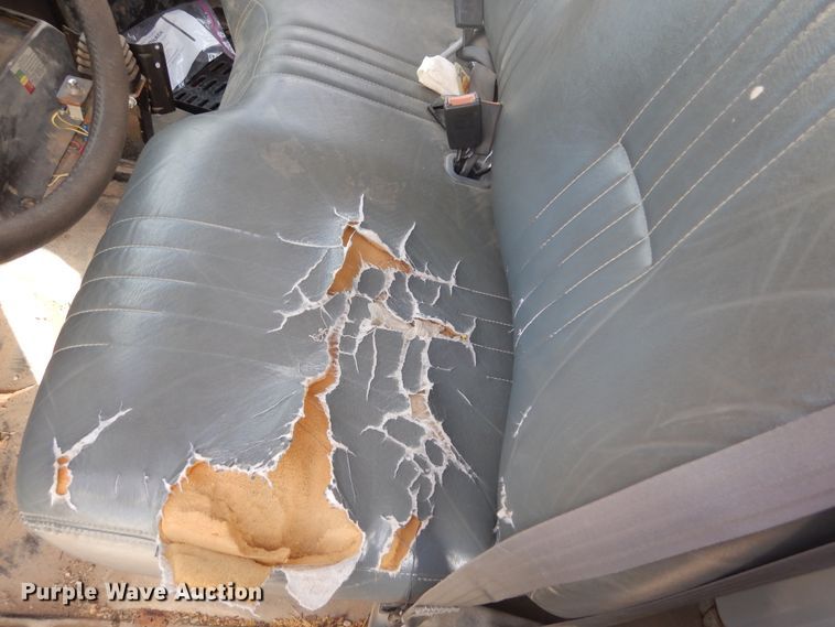 image for item KA9548 2000 GMC C7500  dump truck