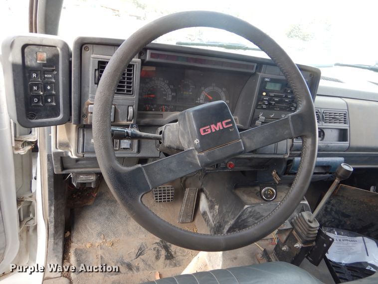 image for item KA9548 2000 GMC C7500  dump truck