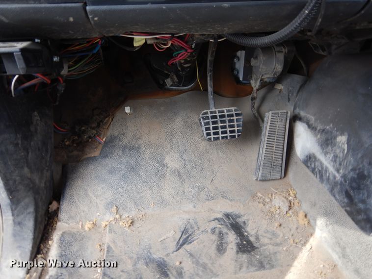 image for item KA9548 2000 GMC C7500  dump truck