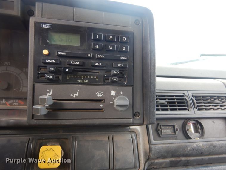 image for item KA9548 2000 GMC C7500  dump truck