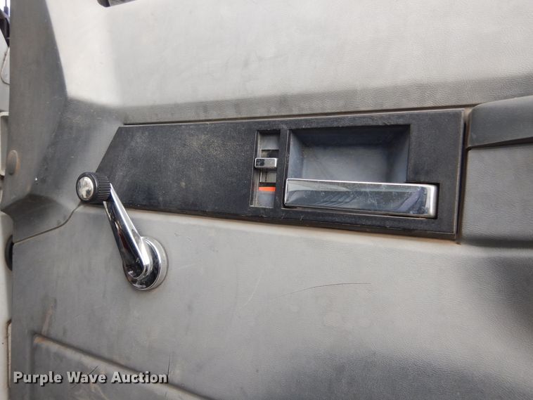 image for item KA9548 2000 GMC C7500  dump truck