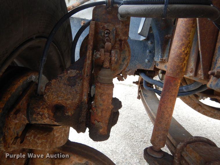 image for item KA9548 2000 GMC C7500  dump truck