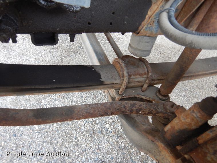 image for item KA9548 2000 GMC C7500  dump truck