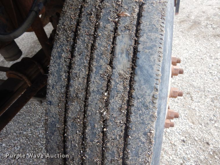 image for item KA9548 2000 GMC C7500  dump truck