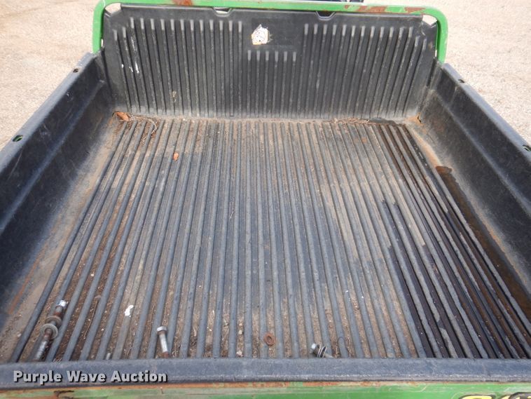 image for item KA9549 1998 John Deere Gator 6X4  utility vehicle