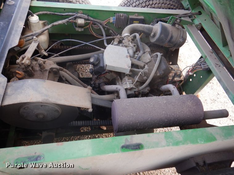 image for item KA9549 1998 John Deere Gator 6X4  utility vehicle