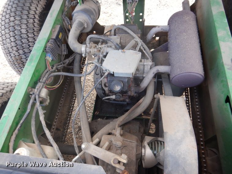 image for item KA9549 1998 John Deere Gator 6X4  utility vehicle