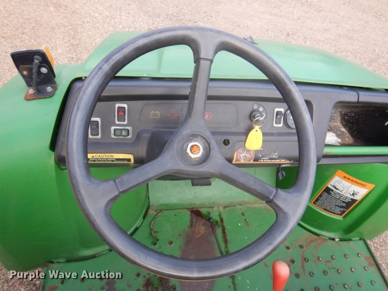 image for item KA9549 1998 John Deere Gator 6X4  utility vehicle