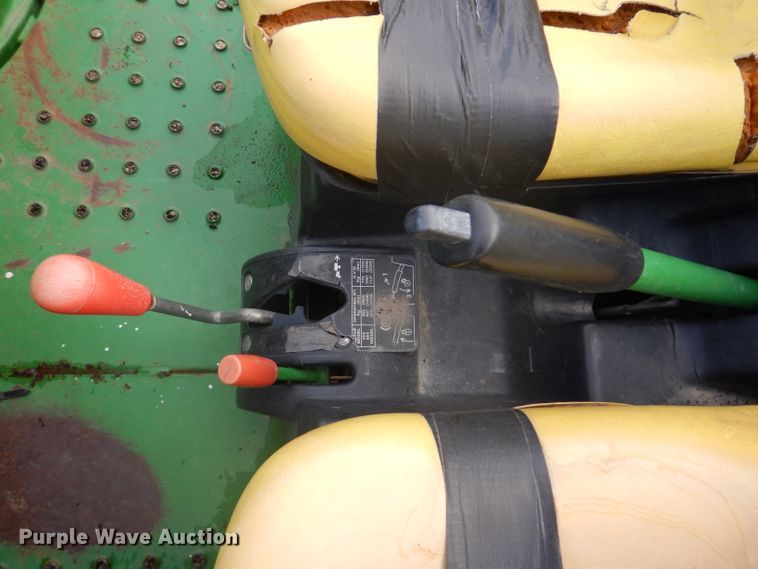 image for item KA9549 1998 John Deere Gator 6X4  utility vehicle