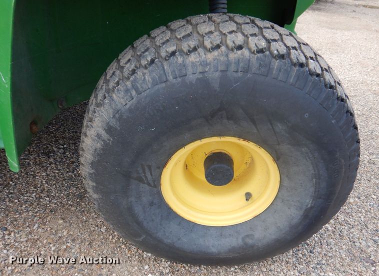 image for item KA9549 1998 John Deere Gator 6X4  utility vehicle