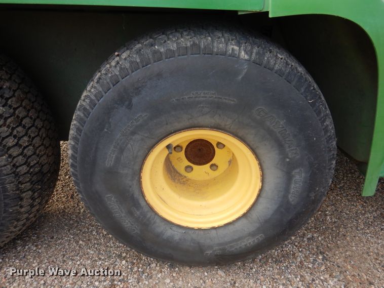 image for item KA9549 1998 John Deere Gator 6X4  utility vehicle