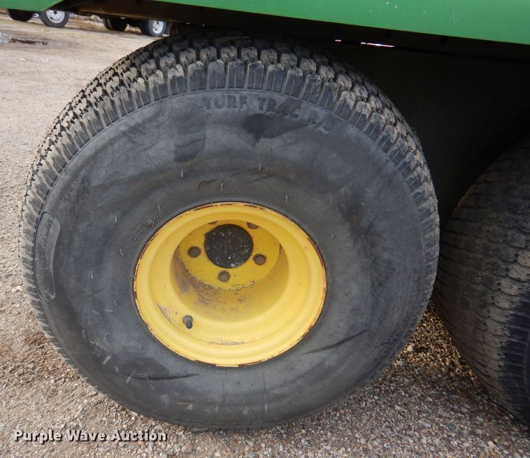 image for item KA9549 1998 John Deere Gator 6X4  utility vehicle