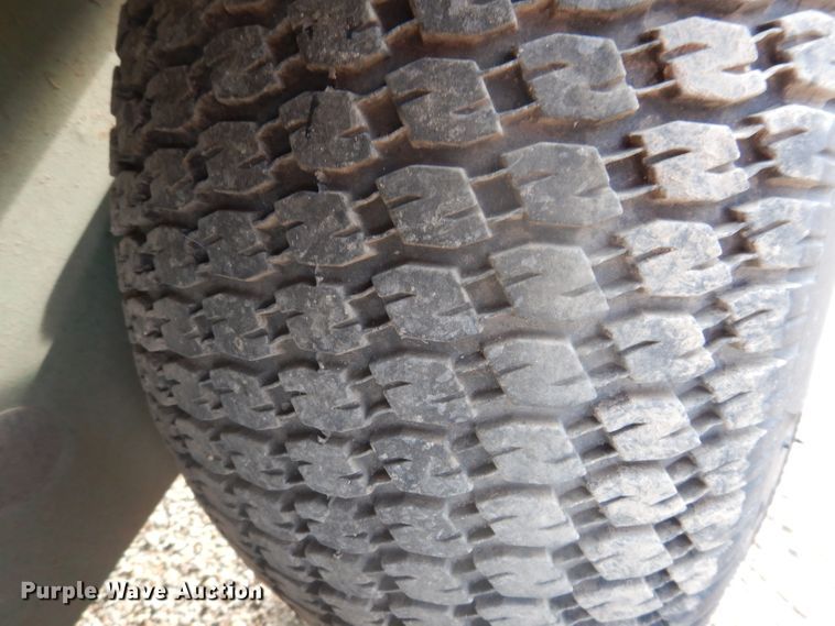 image for item KA9549 1998 John Deere Gator 6X4  utility vehicle