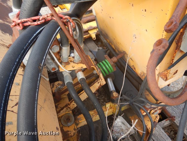 image for item KA9552 M-B HT  broom