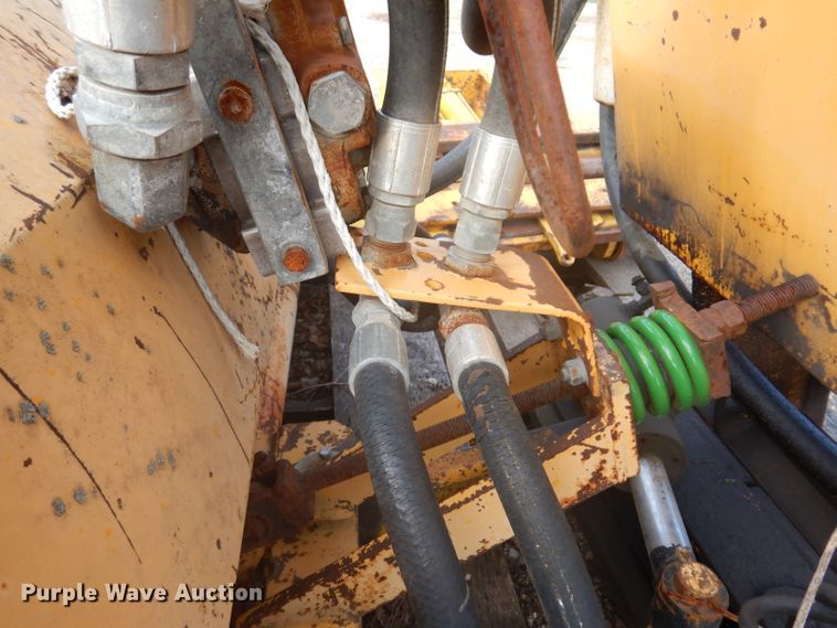 image for item KA9552 M-B HT  broom