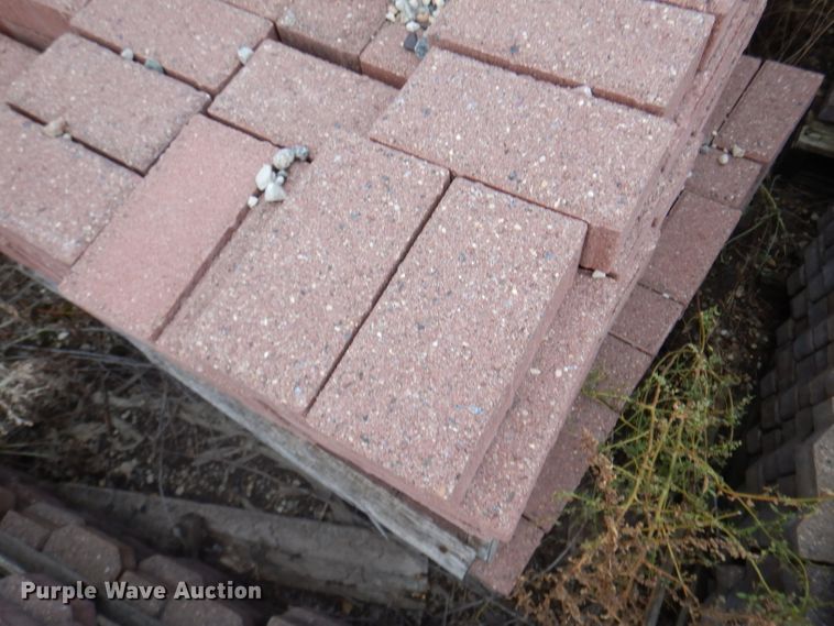 image for item KA9555 Approximately 46 pallets of landscape materials