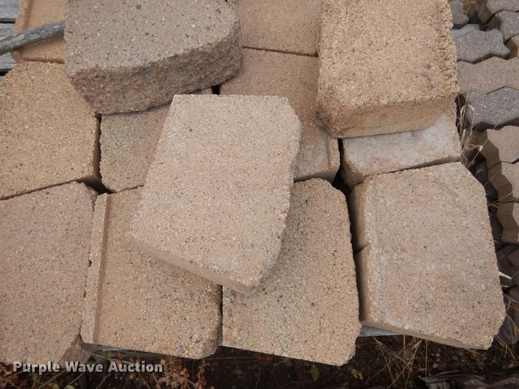 image for item KA9555 Approximately 46 pallets of landscape materials