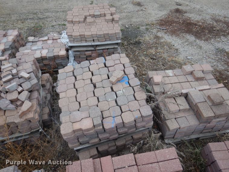 image for item KA9555 Approximately 46 pallets of landscape materials