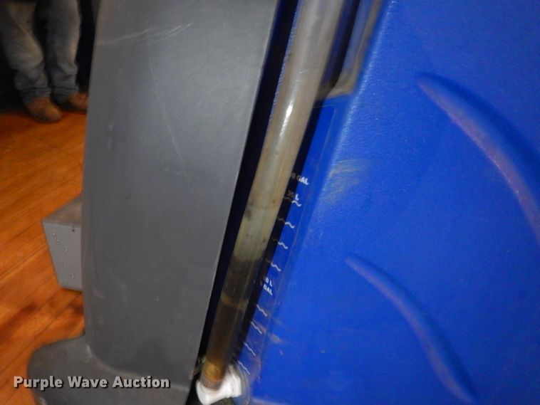 image for item KA9556 Windsor Chariot iScrub 20  floor scrubber