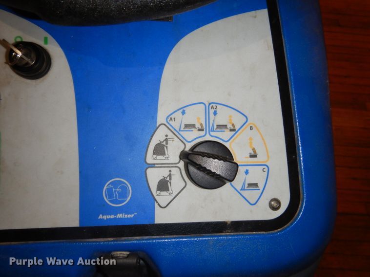 image for item KA9556 Windsor Chariot iScrub 20  floor scrubber