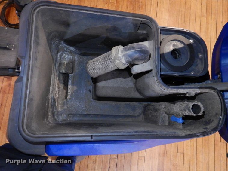 image for item KA9556 Windsor Chariot iScrub 20  floor scrubber