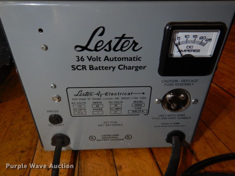 image for item KA9556 Windsor Chariot iScrub 20  floor scrubber