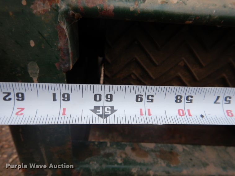 image for item KA9557 Turfco Mete-R Matic III F12D  top dresser spreader