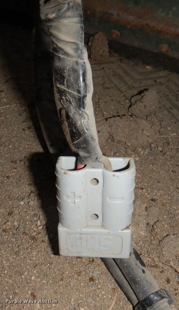 image for item KA9557 Turfco Mete-R Matic III F12D  top dresser spreader