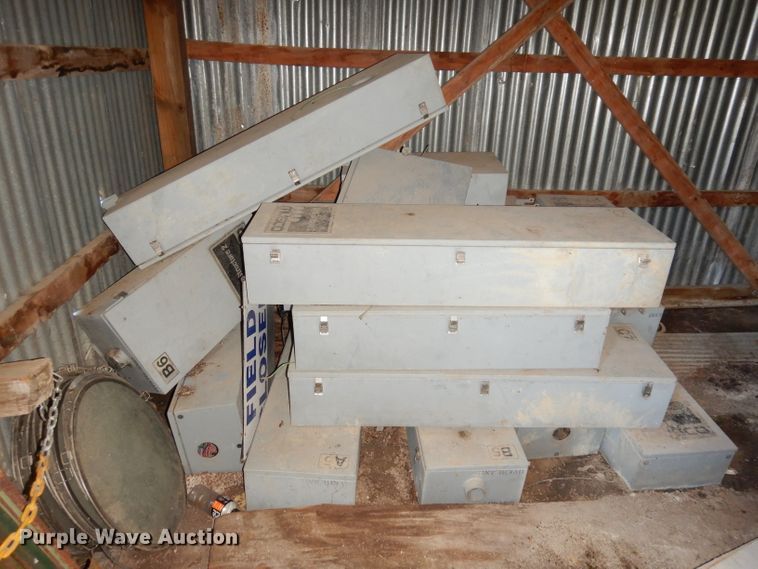 image for item KA9798 Approximately 40 ballfield lights