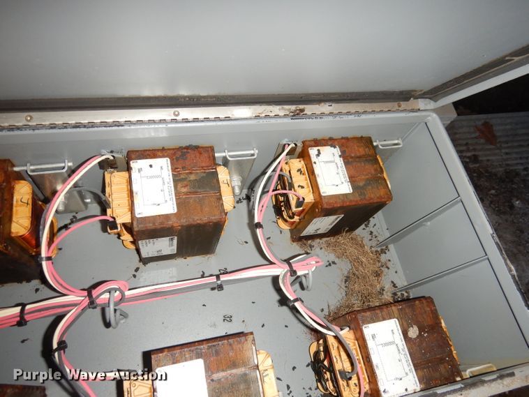 image for item KA9798 Approximately 40 ballfield lights