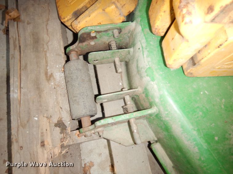 image for item KA9813 John Deere 4410  tractor