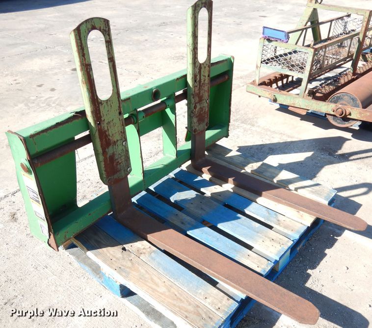 image for item KA9813 John Deere 4410  tractor