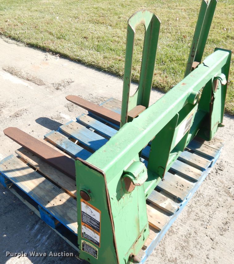 image for item KA9813 John Deere 4410  tractor