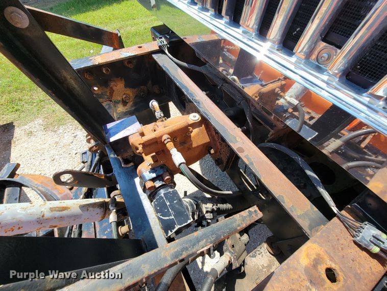 image for item KD9526 2004 International WorkStar 7400  dump truck