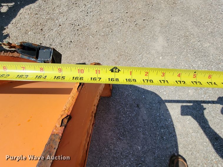 image for item KD9526 2004 International WorkStar 7400  dump truck