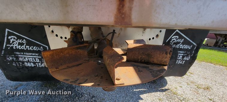 image for item KD9526 2004 International WorkStar 7400  dump truck