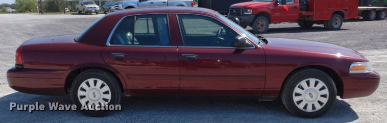image for item KI9518 2010 Ford Crown Victoria Police Interceptor