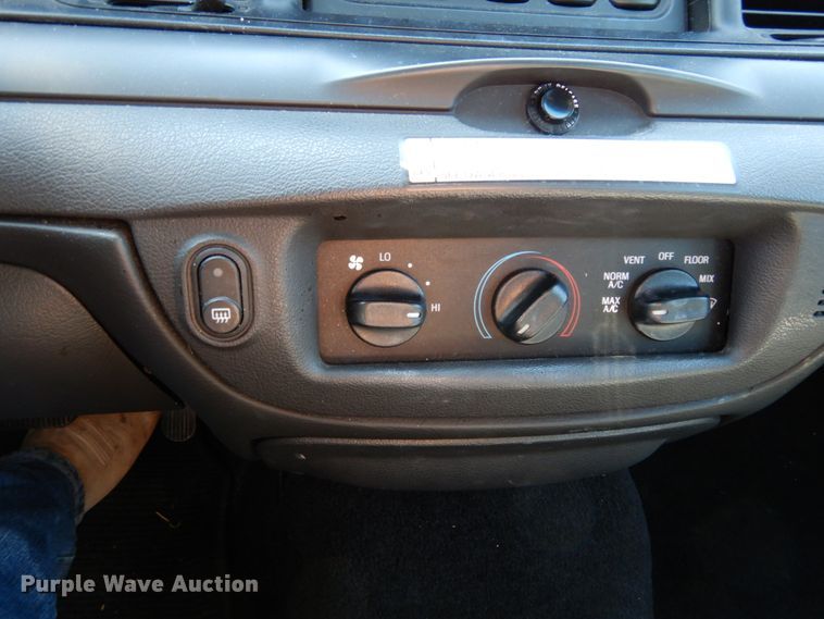 image for item KI9518 2010 Ford Crown Victoria Police Interceptor