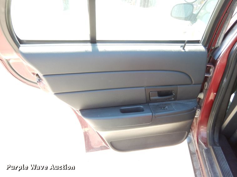 image for item KI9518 2010 Ford Crown Victoria Police Interceptor