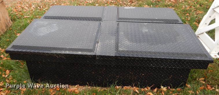 image for item KO9203 (2) Deezee cross bed toolboxes