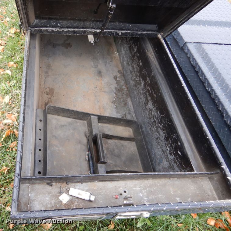 image for item KO9203 (2) Deezee cross bed toolboxes