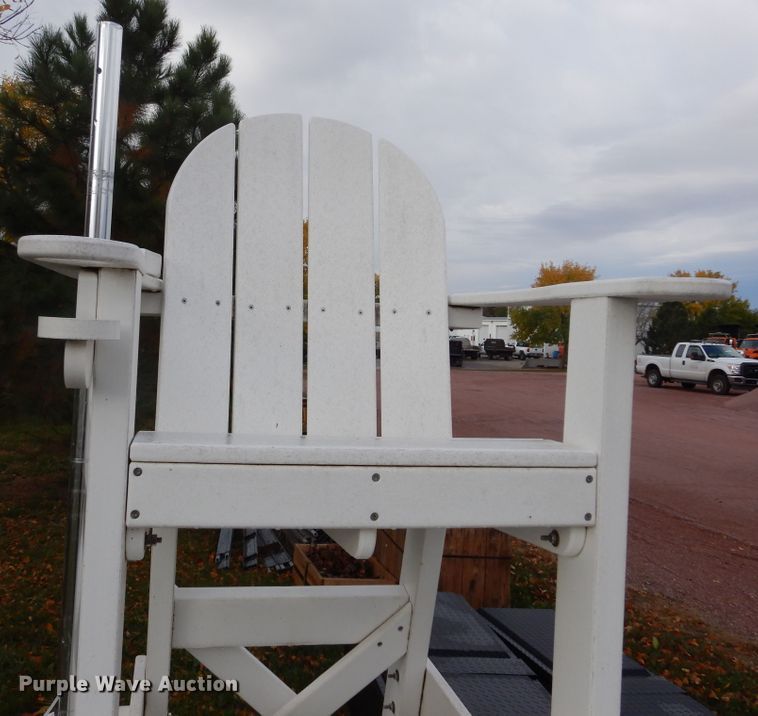 image for item KO9205 (2) Lifeguard ladders and seats