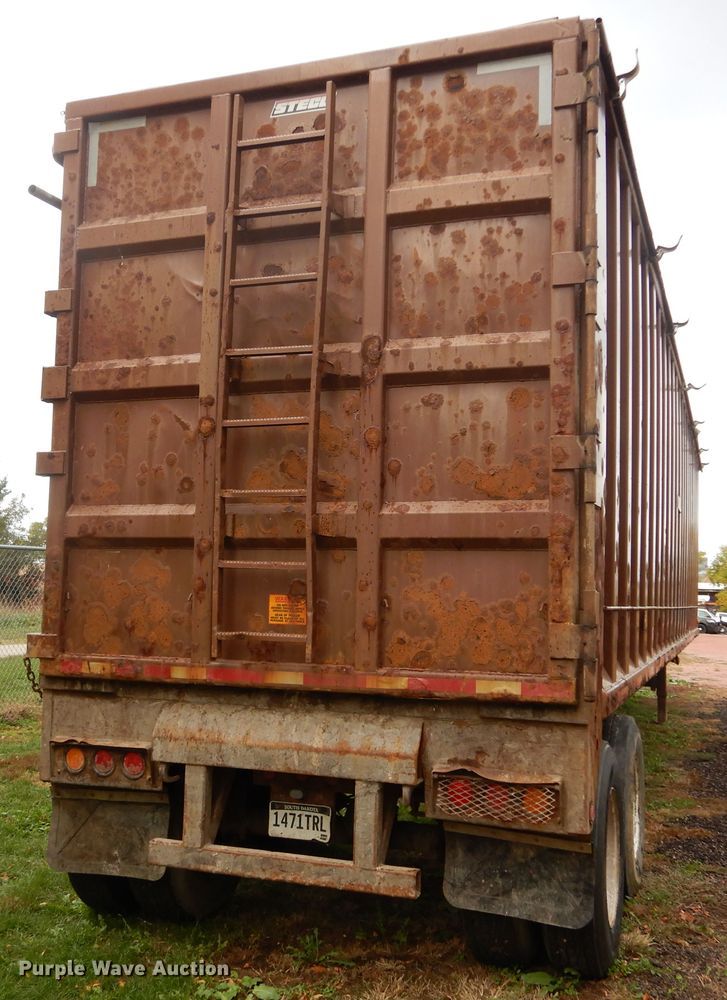 image for item KO9206 2007 Steco SW048108  walking floor trailer