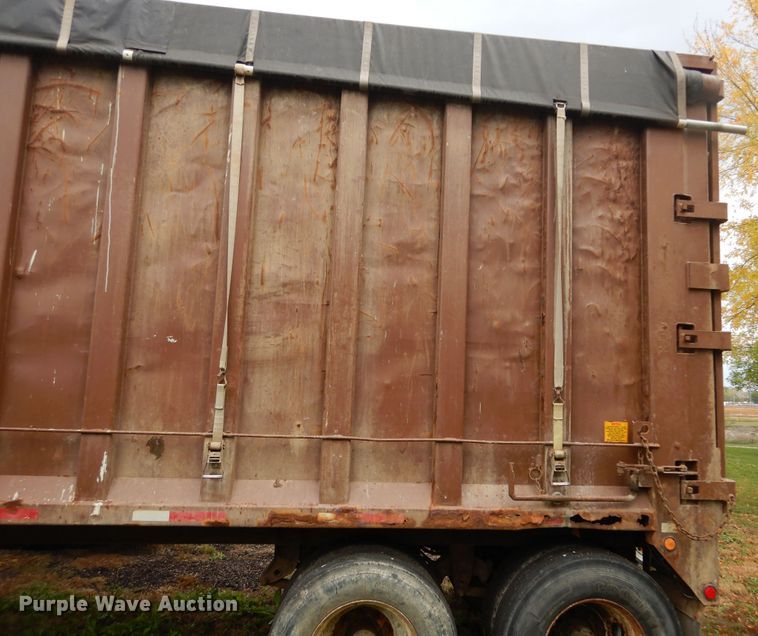 image for item KO9206 2007 Steco SW048108  walking floor trailer