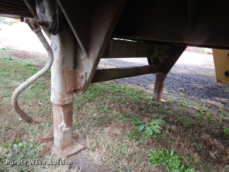 image for item KO9206 2007 Steco SW048108  walking floor trailer